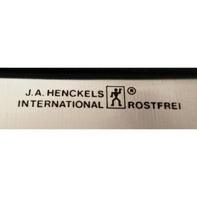 Henckels(ヘンケルス)のヘンケルス　ペティナイフ インテリア/住まい/日用品のキッチン/食器(調理道具/製菓道具)の商品写真
