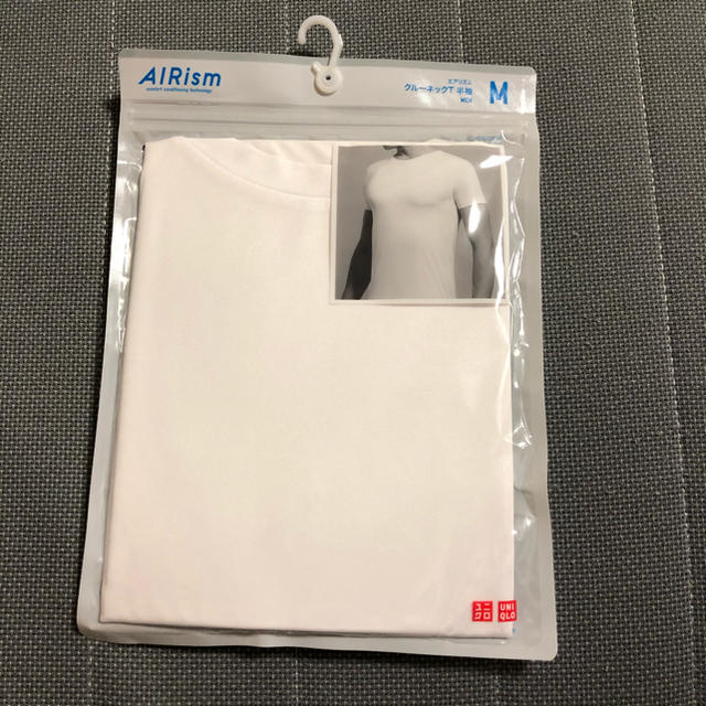 UNIQLO(ユニクロ)のUNIQLO  AIRism+HEATTECH Mサイズ　計4枚 レディースの下着/アンダーウェア(その他)の商品写真