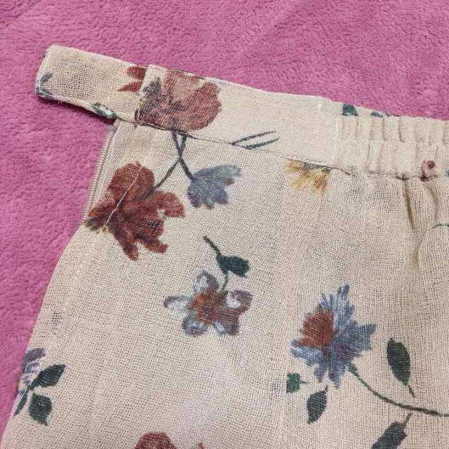 flower(フラワー)の花柄 スカート＊.. レディースのスカート(ひざ丈スカート)の商品写真
