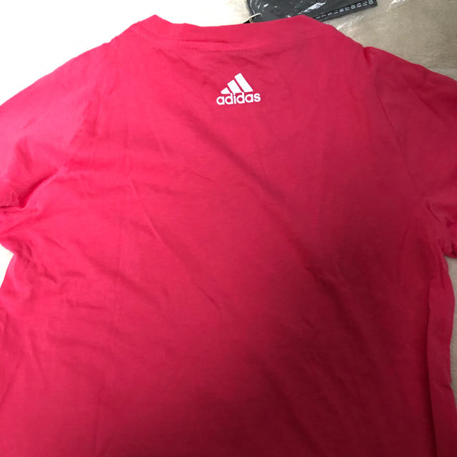 adidas(アディダス)のアディダス　ティーシャツ レディースのトップス(Tシャツ(半袖/袖なし))の商品写真