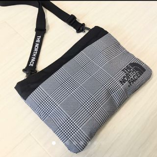 ザノースフェイス(THE NORTH FACE)のお値下げ！！ 海外☆ THE NORTH FACE  サコッシュ(ショルダーバッグ)