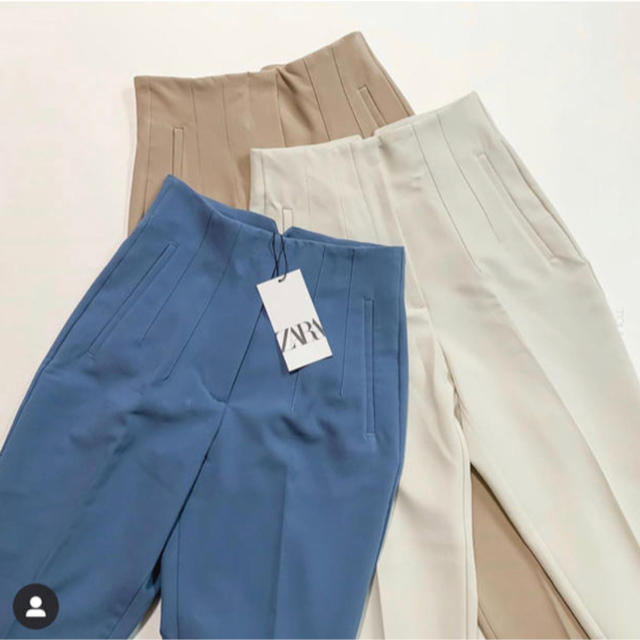 ZARA(ザラ)のZARA ハイウエストパンツ ウォーターグリーン レディースのパンツ(カジュアルパンツ)の商品写真