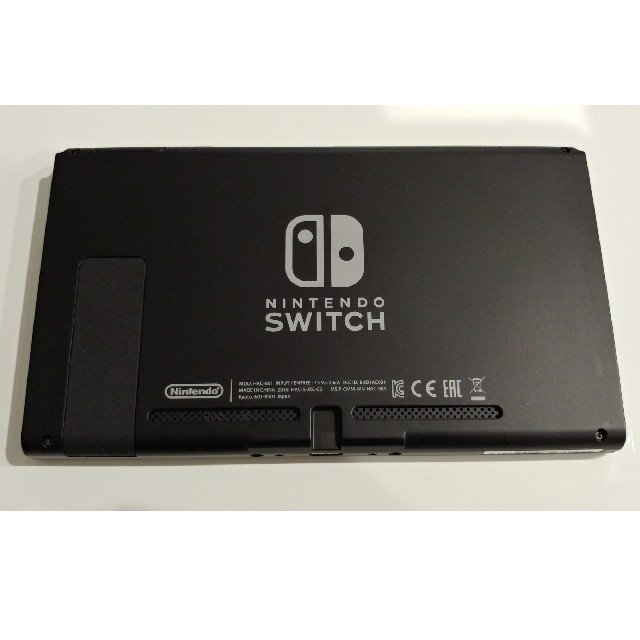 【美品】ニンテンドースイッチ 本体【FamiPay払いで2000ポイント還元】