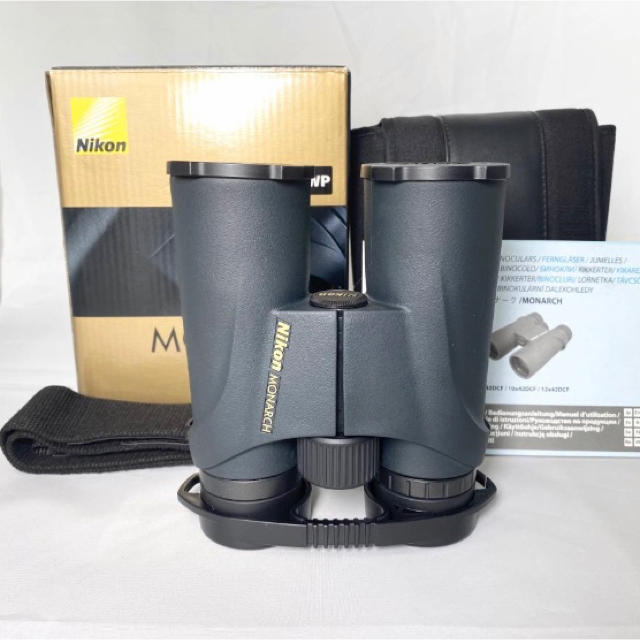 カメラ超美品Nikon  MONARCH　 8×42　モナーク 双眼鏡