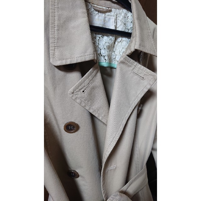 anySiS(エニィスィス)のanysis トレンチコート レディースコート ベージュ レディースのジャケット/アウター(トレンチコート)の商品写真