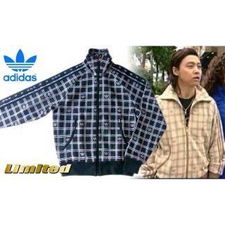 アディダス(adidas)の中古アディダス黒KinKi Kids堂本剛ジャケットＳ色あせあり総柄２００６年(ブルゾン)