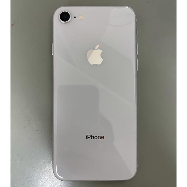 iPhone 8 64GB シルバー 1