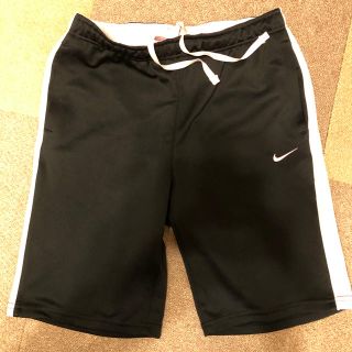 ナイキ(NIKE)のNIKE ハーフパンツ(ハーフパンツ)