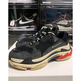 バレンシアガ(Balenciaga)のBALENCIAGA tripleS noir イタリア製　43(スニーカー)