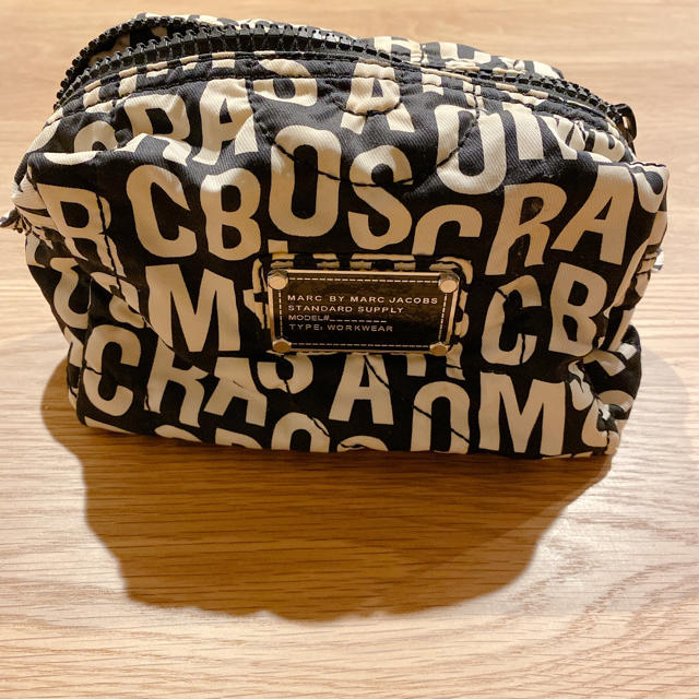 MARC BY MARC JACOBS(マークバイマークジェイコブス)のH⭐︎Ｙmamaさま専用 レディースのファッション小物(ポーチ)の商品写真