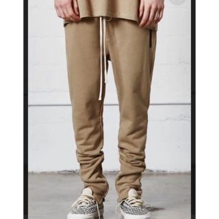 フィアオブゴッド(FEAR OF GOD)のFOG Essentials Drawstring スウェットパンツ チンチラ(その他)