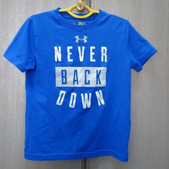 UNDER ARMOUR(アンダーアーマー)の専用 UNDER ARMOUR  Tシャツ YSM キッズ/ベビー/マタニティのキッズ服男の子用(90cm~)(Tシャツ/カットソー)の商品写真