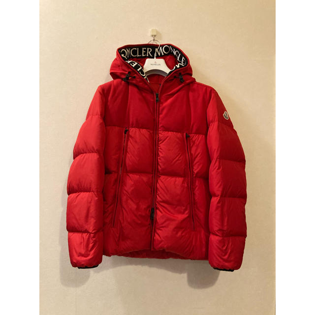 美品　モンクレール　ダウンジャケット　赤　モンクラー　moncler 3