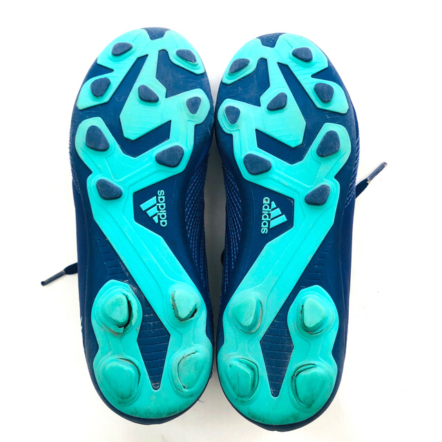 adidas - アディダス adidas サッカースパイク 22.5cm 青×白×緑 adidas - アディダス adidas サッカースパイク 22.5cm 青×白×緑