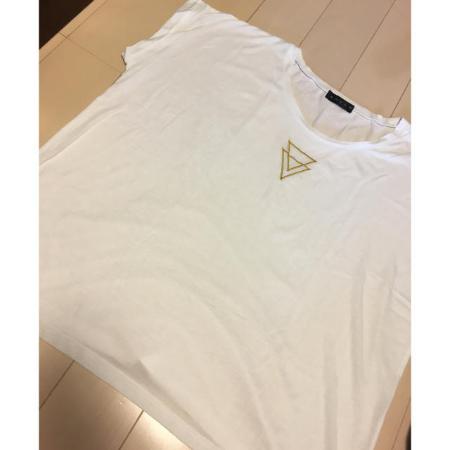 ENVYM(アンビー)のENVYM ホワイトトップス レディースのトップス(Tシャツ(半袖/袖なし))の商品写真