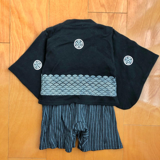 アカチャンホンポ(アカチャンホンポ)の袴ロンパース　60cm キッズ/ベビー/マタニティのベビー服(~85cm)(ロンパース)の商品写真