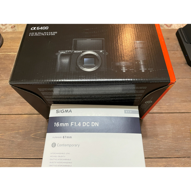お待たせ! SONY - α6400ダブルズームレンズキット+SIGMA 16mm f1.4 dc