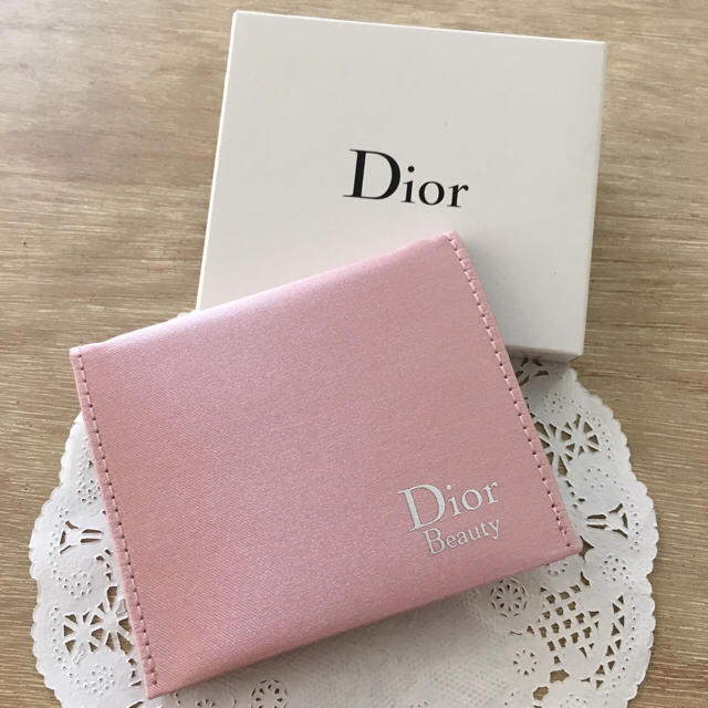 Christian Dior(クリスチャンディオール)のDior ディオール ミラー ピンク コスメ/美容のベースメイク/化粧品(ファンデーション)の商品写真