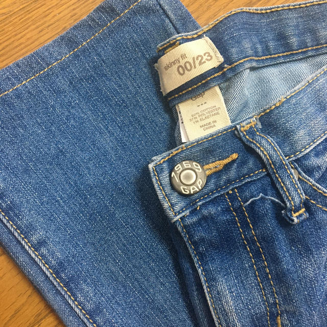 GAP(ギャップ)の★明日まで値下げ★GAP skinny fit 23 レディースのパンツ(スキニーパンツ)の商品写真