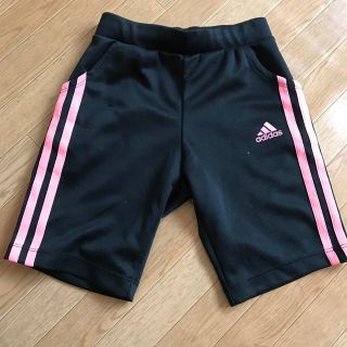 アディダス(adidas)のアディダスハーフパンツ(パンツ/スパッツ)