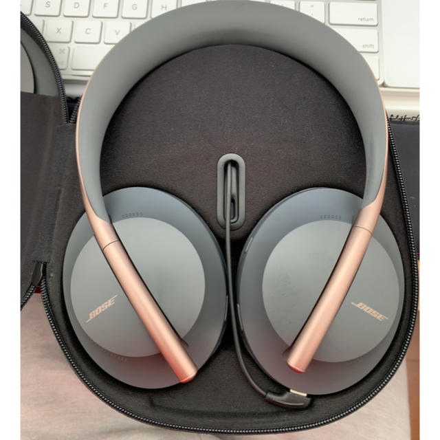 Bose NCR 700 充電ケース付き