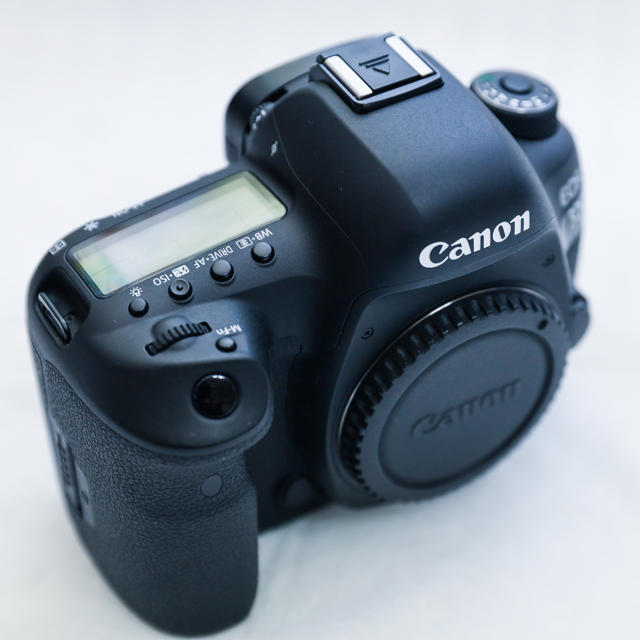 Canon(キヤノン)の超美品　Canon 5Dmark4 保証付き⭐︎ スマホ/家電/カメラのカメラ(デジタル一眼)の商品写真