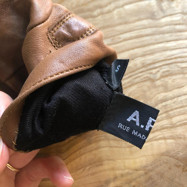 A.P.C(アーペーセー)のAPC レザー手袋 レディースのファッション小物(手袋)の商品写真