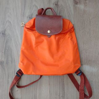 ロンシャン(LONGCHAMP)のロンシャン　リュック　オレンジ(リュック/バックパック)