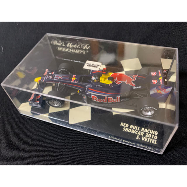 ミニカー　1/43 MINICHAMPS RED BULL F1 エンタメ/ホビーのおもちゃ/ぬいぐるみ(ミニカー)の商品写真