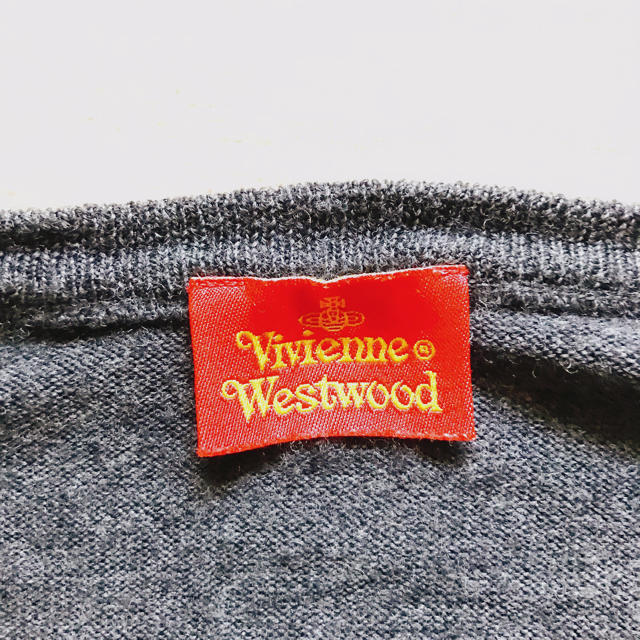 Vivienne Westwood(ヴィヴィアンウエストウッド)の⭐︎ 美品　vivenne westwoood  イタリア製　ニット レディースのトップス(ニット/セーター)の商品写真