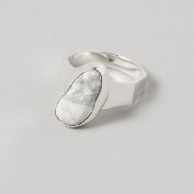 JEANASIS(ジーナシス)のジーナシス  指輪　大理石 レディースのアクセサリー(リング(指輪))の商品写真