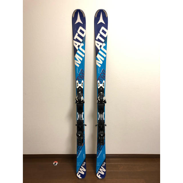 ATOMIC(アトミック)のアトミック　スキー板　ATOMIC bluester FW 164cm スポーツ/アウトドアのスキー(板)の商品写真