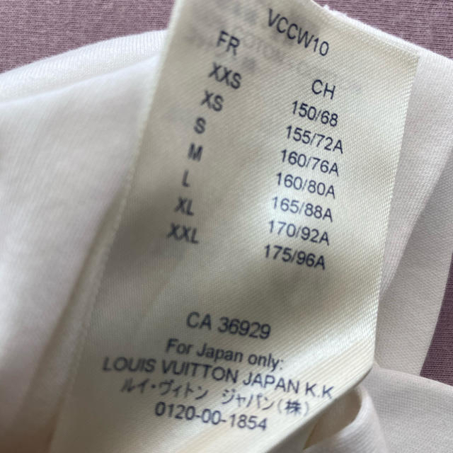 LOUIS VUITTON(ルイヴィトン)のルイヴィトン　LOUIS VUITTON TシャツレディースL 今シーズンモデル レディースのトップス(Tシャツ(半袖/袖なし))の商品写真