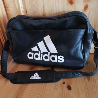 アディダス(adidas)のアディダス　エナメルバック/スポーツバック 　大きめサイズ(その他)