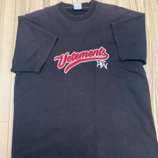 バレンシアガ(Balenciaga)のvetements baseballロゴ　Tシャツ(Tシャツ/カットソー(半袖/袖なし))