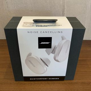 ボーズ(BOSE)のBOSE ワイヤレスイヤホンbosequietcomfort earbuds(ヘッドフォン/イヤフォン)