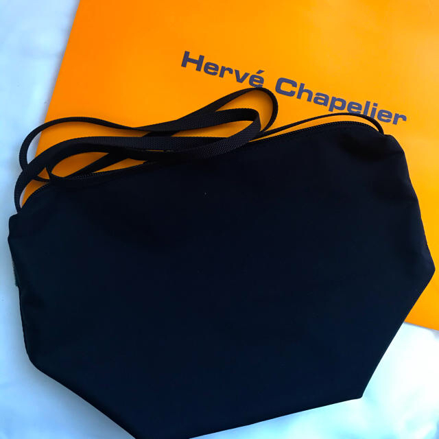 Herve Chapelier(エルベシャプリエ)の極美品⭐️エルベシャプリエ　ビッグポシェット  ノワール レディースのバッグ(ショルダーバッグ)の商品写真