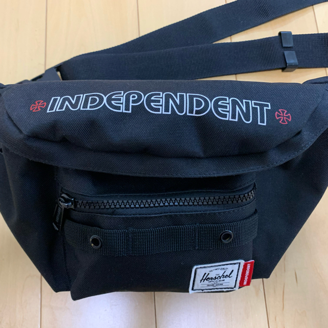 HERSCHEL(ハーシェル)のINDEPENDENT × HERSCHEL waist bag ウエストバッグ メンズのバッグ(ウエストポーチ)の商品写真