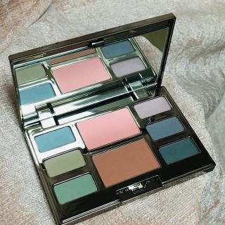 ローラメルシエ(laura mercier)の半額以下！ローラメルシエ　アイシャドウパレット(アイシャドウ)