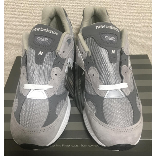 New Balance(ニューバランス)のnew balance M992GR GRAY 28.0cm  ニューバランス メンズの靴/シューズ(スニーカー)の商品写真