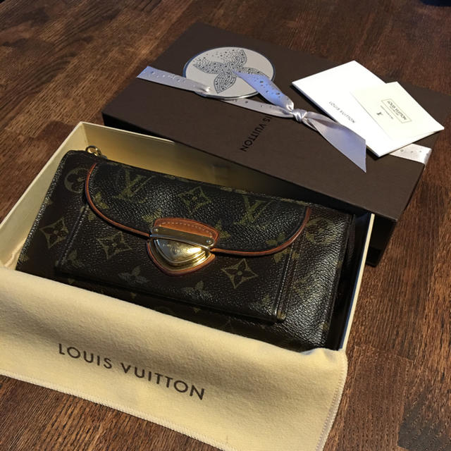 LOUIS VUITTON(ルイヴィトン)のLOUIS VUITTON 財布 中古 レディースのファッション小物(財布)の商品写真