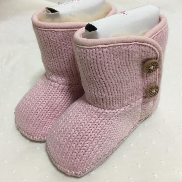 新品未使用　UGG  ベビーブーツ　靴　11cm