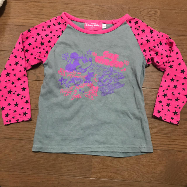 Disney(ディズニー)のDisney resort  ロンT  100 キッズ/ベビー/マタニティのキッズ服女の子用(90cm~)(Tシャツ/カットソー)の商品写真