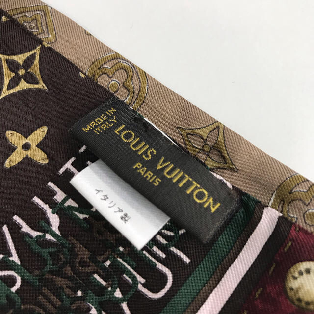 LOUIS VUITTON(ルイヴィトン)のlovegolf様専用商品 ルイヴィトン バンドー スカーフ レディースのファッション小物(バンダナ/スカーフ)の商品写真