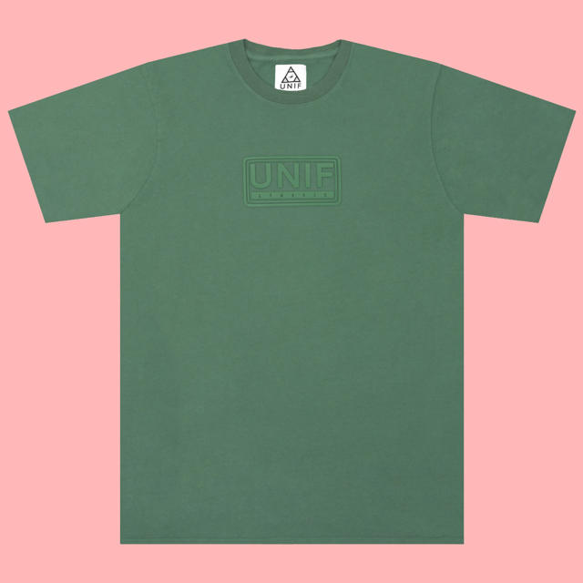 UNIF(ユニフ)のUNIFユニフ クラシック ロゴTシャツ メンズのトップス(Tシャツ/カットソー(半袖/袖なし))の商品写真