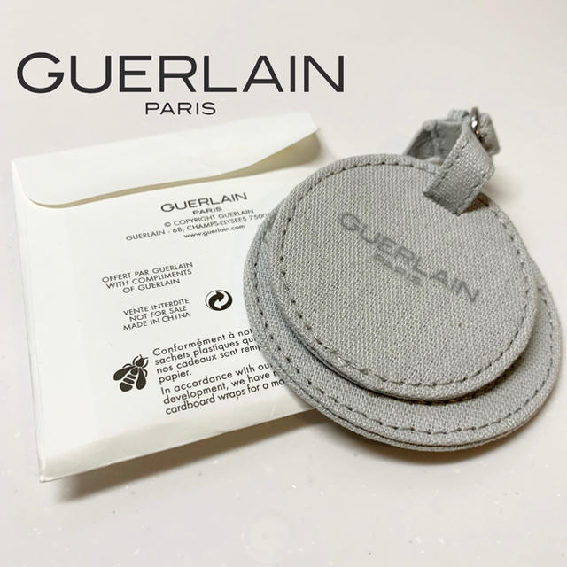 GUERLAIN(ゲラン)の【非売品】GUERLAIN PARIS チャーム ネームタグ エンタメ/ホビーのコレクション(ノベルティグッズ)の商品写真