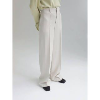 アダムエロぺ(Adam et Rope')のAURALEE WASHABLE WOOL MAX SERGE SLACKS (カジュアルパンツ)