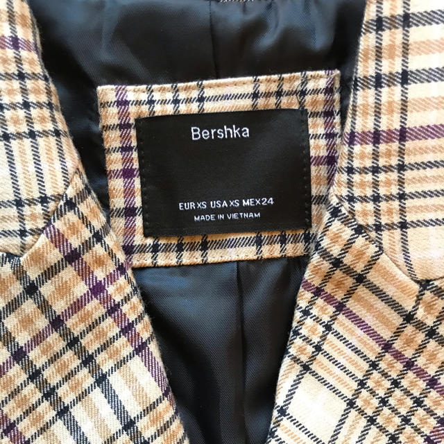 Bershka(ベルシュカ)のMay様　専用 レディースのジャケット/アウター(テーラードジャケット)の商品写真