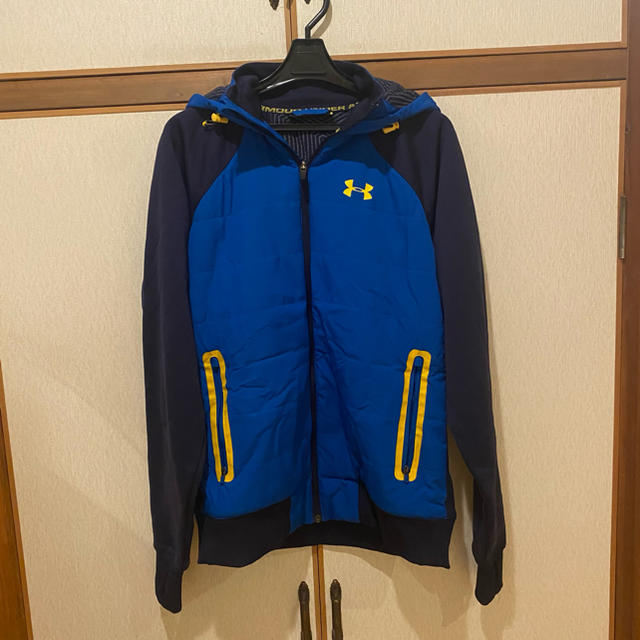 UNDER ARMOUR(アンダーアーマー)のアンダーアーマー　パーカー　ジャージ　青 スポーツ/アウトドアのトレーニング/エクササイズ(トレーニング用品)の商品写真