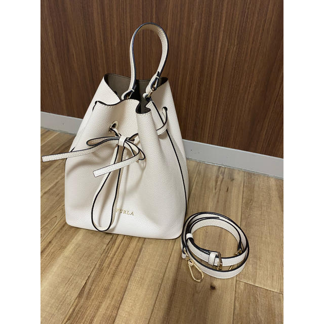 Furla♡ハンドバッグ - ハンドバッグ